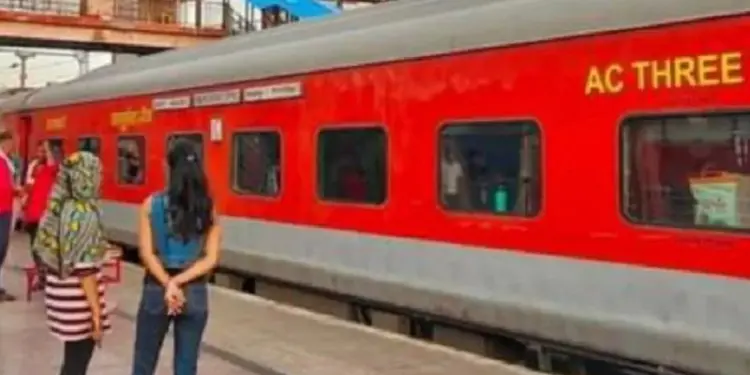 Indian Railways Launches Special Summer Train Service: Lal Kuan-Rajkot Route Operational Every Sunday and Monday from May 18 to June 30, 2025
