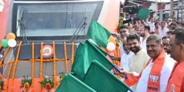 PM Modi Launches Seventh Vande Bharat Express, Enhancing Connectivity Between Varanasi, Ayodhya, and Meerut in Uttar Pradesh