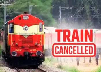 Heavy Rains Disrupt Rail Services: 47 Trains Including New Delhi-Jammu Rajdhani and Vande Bharat Cancelled in Jammu-Kashmir