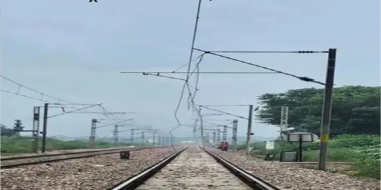 High-Tension Wire Falls at Divana Station in Panipat, Disrupts Train Services for Hours