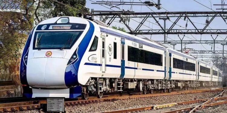 Drunken Couple Creates Ruckus on Vande Bharat Express from Hazrat Nizamuddin to Rani Kamalapati, Arrested in Agra