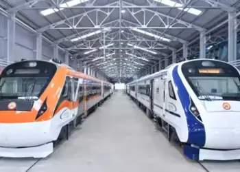 Union Minister Bandi Sanjay Inaugurates New Mancherial Stop for Nagpur–Secunderabad Vande Bharat Express, Enhancing Rail Connectivity