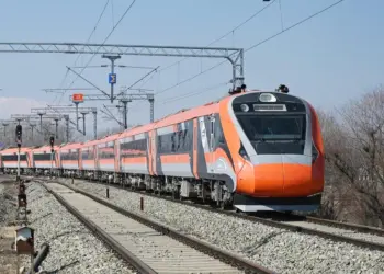 15 New Vande Bharat Trains to Connect Lucknow and Saharanpur, Enhancing Travel Comfort in UP