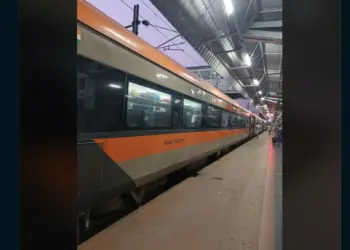 Vande Bharat Express Passenger in Visakhapatnam-Secunderabad Route Frustrated by Noisy Children Disrupting Sleep