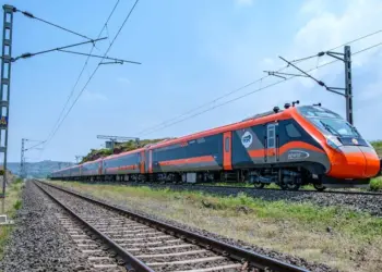 IRCTC's Rail One App Confuses Passengers by Removing 'No Food' Option for Meals on Premium Trains in Kerala