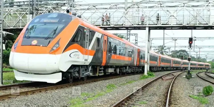 Vande Bharat Train Passengers Complain of Missing Meals Despite Payment on Kasargod-Trivandrum Route in Kerala