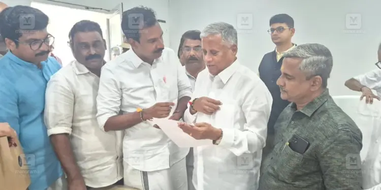 Railway Minister Considers Extending Vande Bharat Train to Kozhikode, Addresses Malabar Region Travel Issues