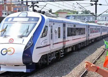 Ernakulam-Bengaluru Vande Bharat Express to Stop at Four Tamil Nadu Textile Hubs; New Ranchi-Coimbatore Train Approved