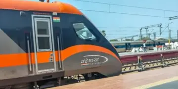 Vande Bharat Train Achieves 160 km/h Speed for First Time in Prayagraj's Mitawali-Mandarak Section