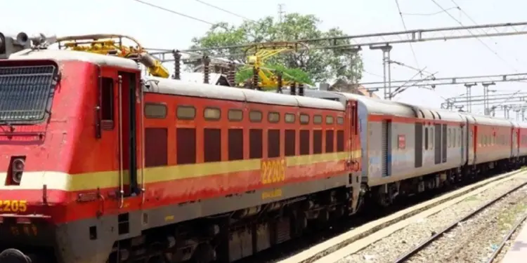 Delhi-Shamli Special Train Service Extended Until November 23, 24; Passengers Can Call Railway Helpline 139 for Details