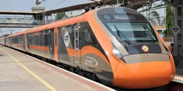 PM Modi Flags Off Four New Vande Bharat Express Trains on Key Routes: Bengaluru-Ernakulam, Varanasi-Khajuraho, Lucknow-Saharanpur, Firozpur-Delhi