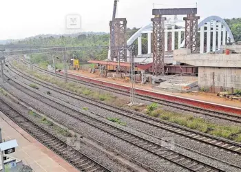 Kuttippuram Overbridge Construction Resumes with Composite Girder Installation Scheduled for December 4, Ending Six-Month Delay