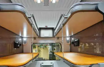 Indian Railways Flags Quality Concerns Ahead of Vande Bharat Sleeper Train Launch, Aiming for Premium Travel Experience