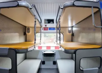 Indian Railways to Launch First Vande Bharat Sleeper Train Between Guwahati and Kolkata on January 17, 2026