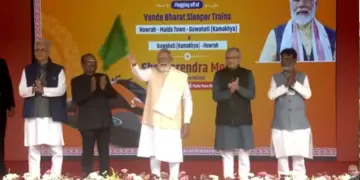 PM Modi Flags Off India’s First Sleeper Vande Bharat Train on Haldia-Guwahati Route, Launches Infrastructure Projects in Malda